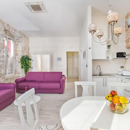 Lausion Apartments Apartman